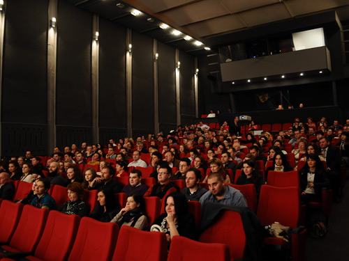 Spectatori Teatrul Municipal